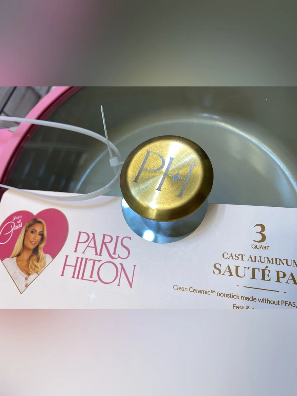 Paris Hilton❤️ 3 Quart Pink Cast Aluminum Sauté Pan Raised Diamond New